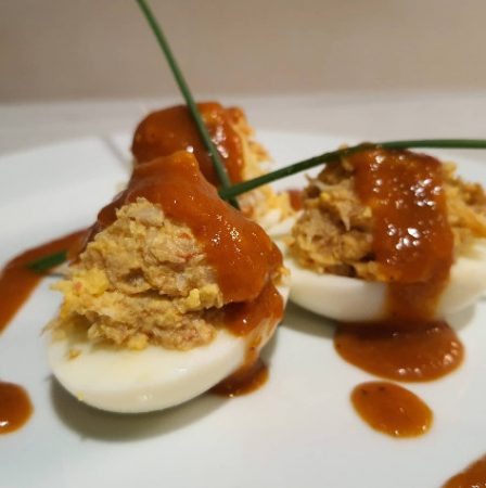 Huevos rellenos