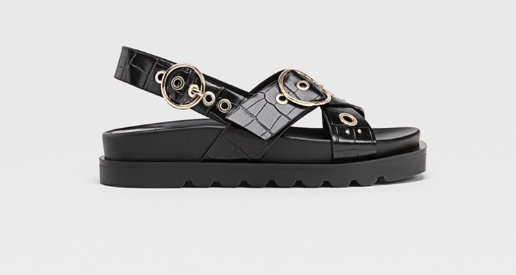 Stradivarius zapatos planos sandalias negras