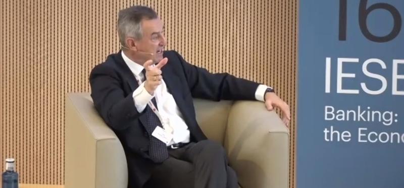 González-Bueno (Sabadell): las transacciones en oficinas físicas «se han reducido un 65% de media»