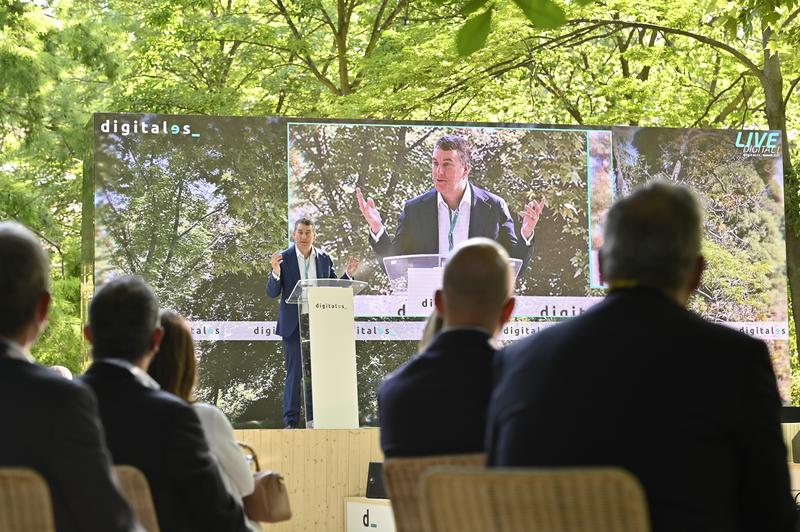 Vodafone España tiende la mano para acelerar la transformación digital del país