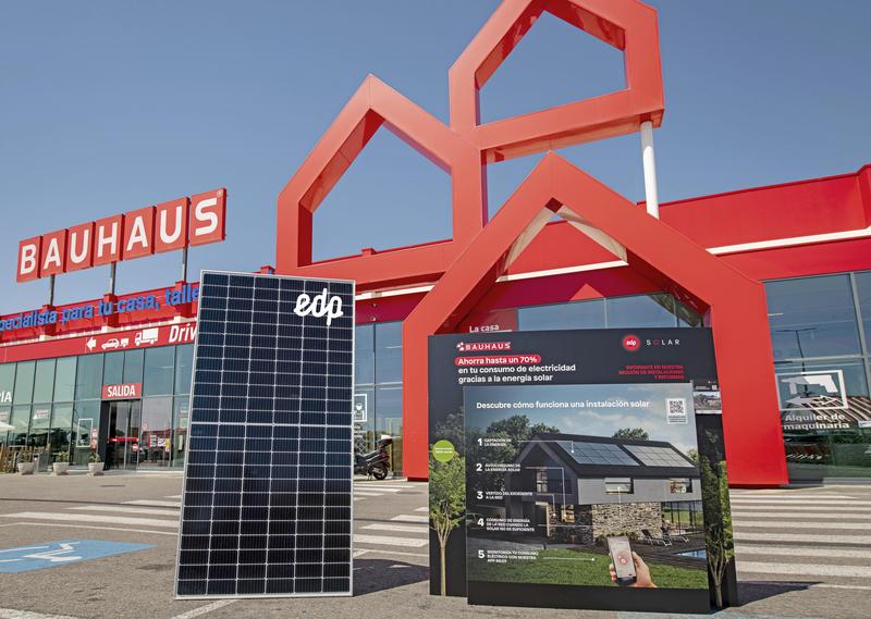 Bauhaus entra en el negocio del autoconsumo fotovoltaico de la mano de EDP