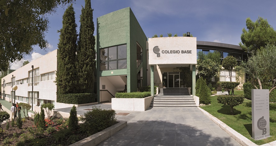 El último giro del Colegio Base: del pensamiento crítico a la acción solidaria