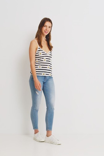 Camiseta tirantes margaritas