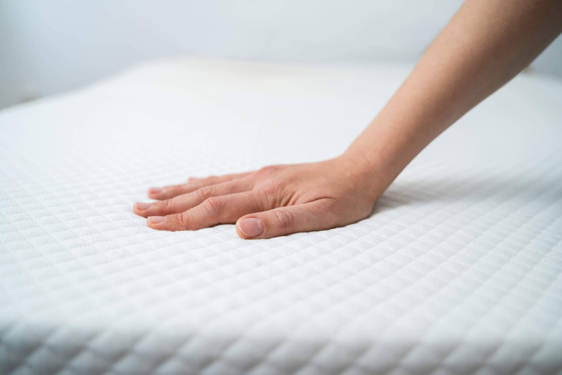 Largas noches de sueño sin interrupciones con el Colchón Celliant XXL de Colchón Canarias