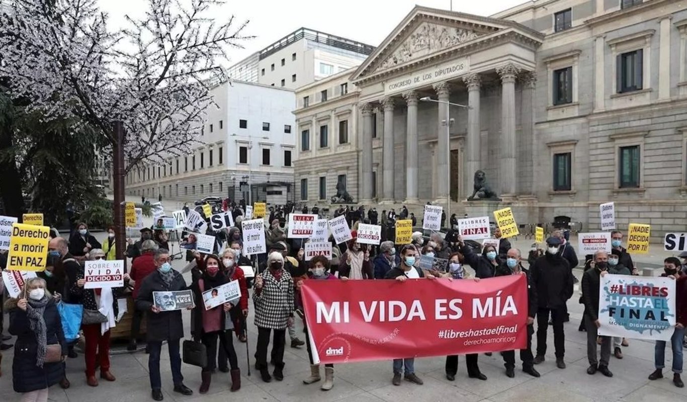 La nueva ley de la eutanasia entre en vigor: requisitos y cómo se aplica