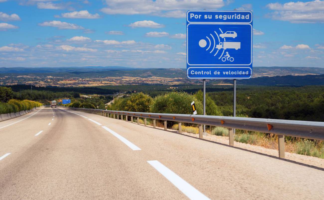 Cómo hacer que Google Maps te avise de todos los radares (fijos y móviles)
