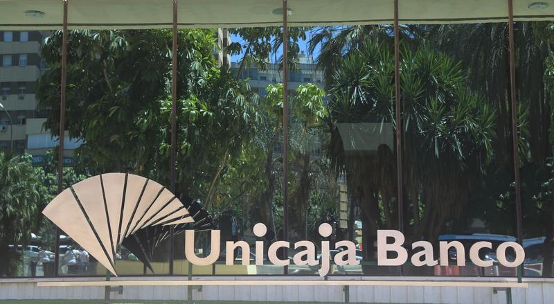 La Fundación Unicaja deja de ser accionista de control del banco al bajar su participación al 30,2%