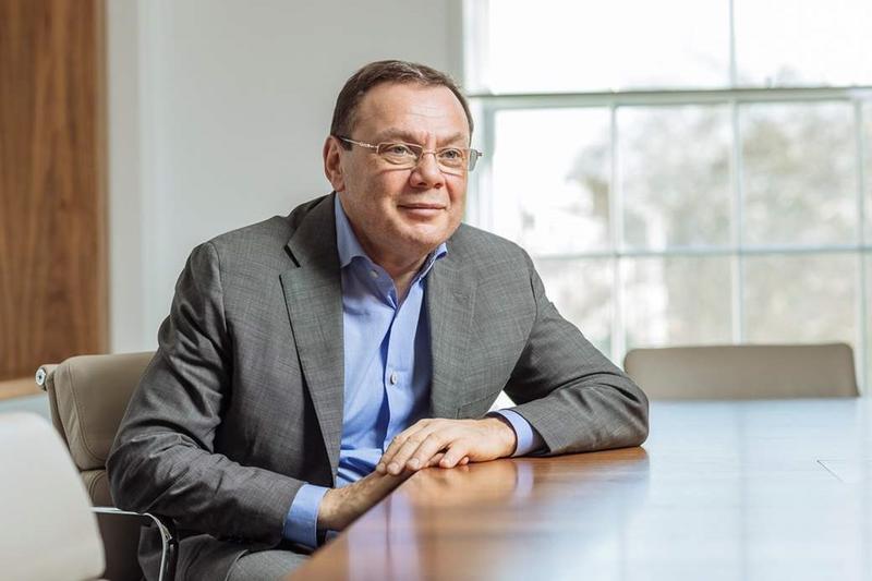 Fridman pasa a controlar el 77,7% de DIA tras completar la ampliación de capital