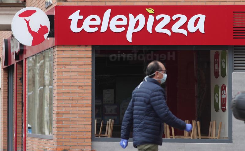 El grupo de Telepizza y Pizza Hut recorta sus pérdidas un 47% en el primer semestre