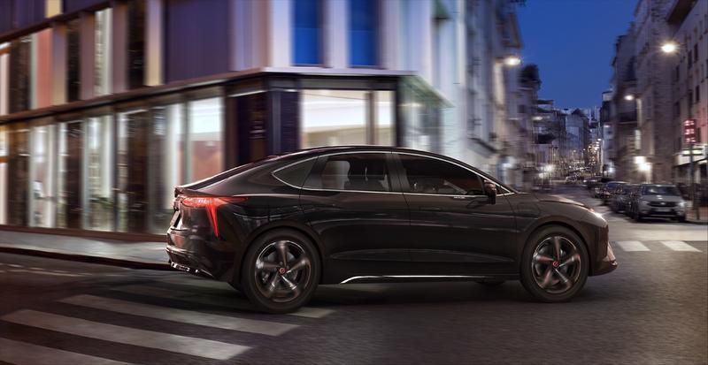 Renault presenta Mobilize Limo, la nueva berlina 100% eléctrica para taxis y VTC