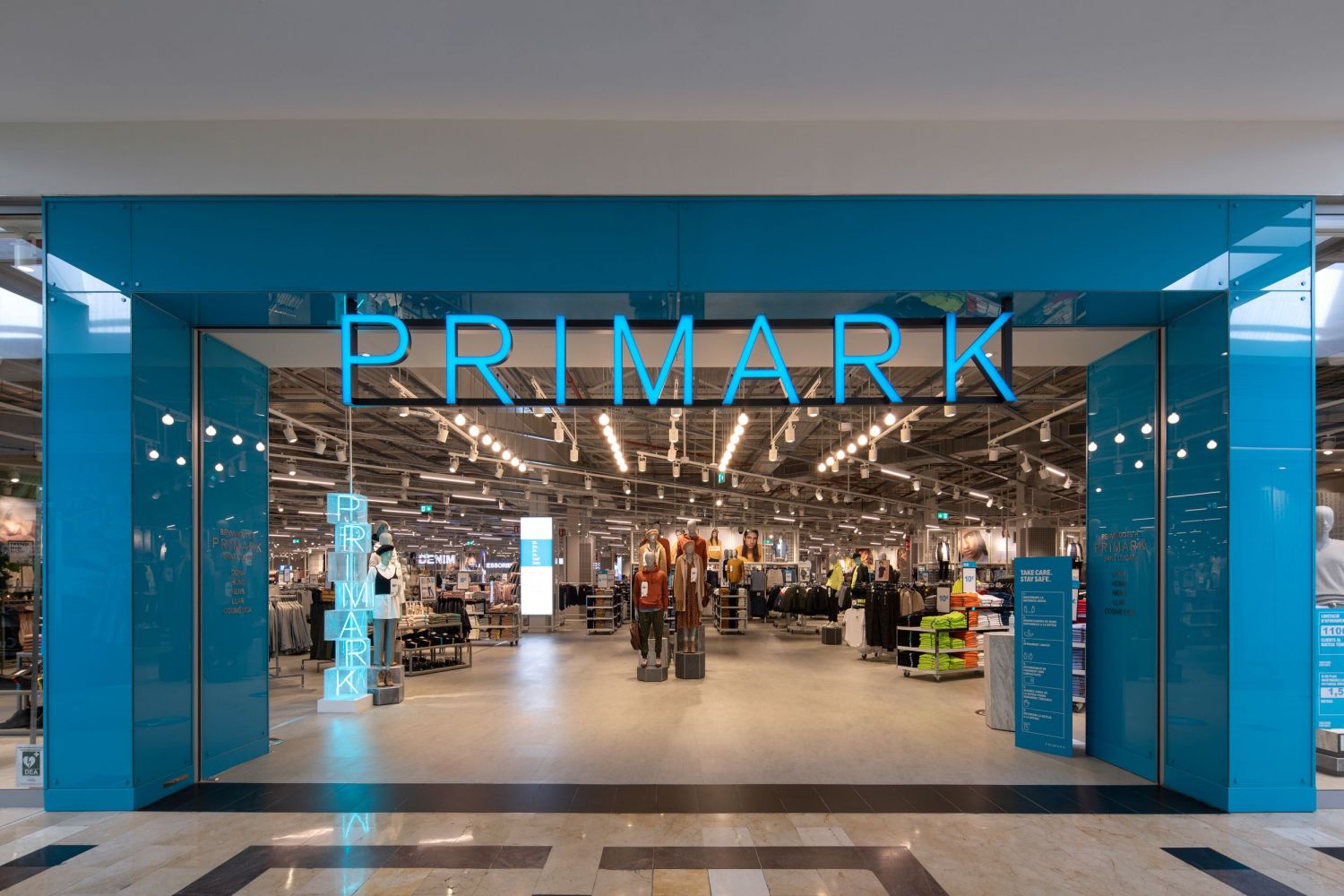 Así es el arriesgado futuro de Primark: tiendas físicas, ‘low cost’ y rechazo online