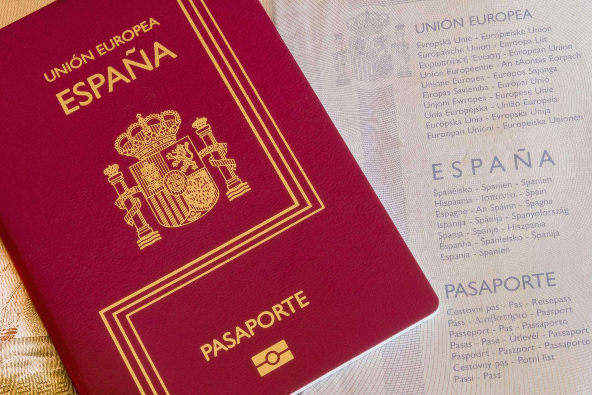 Adquirir la nacionalidad española es posible mediante diferentes modalidades, por Expediente Jurídico