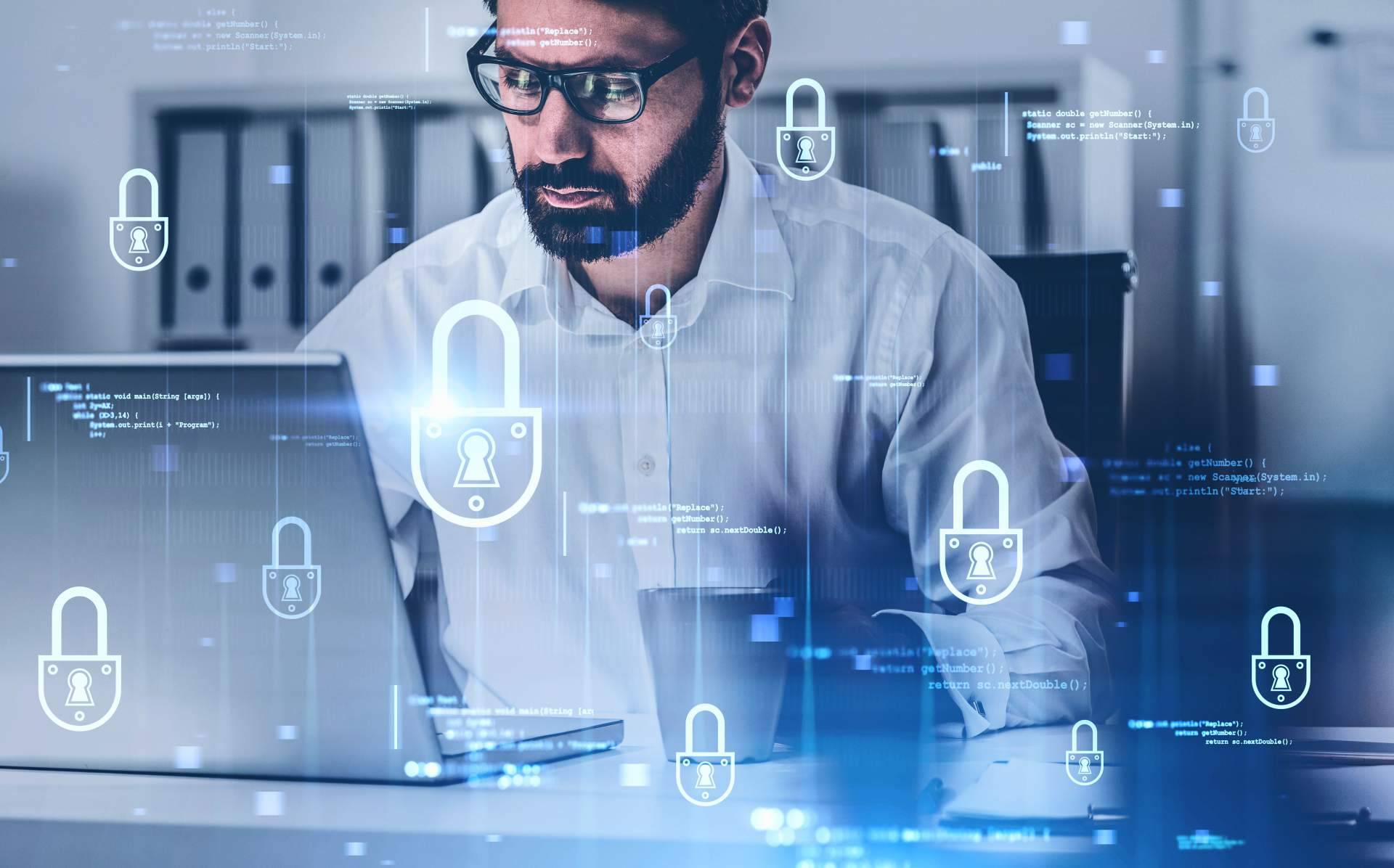Hackrocks ofrece formación en ciberseguridad online