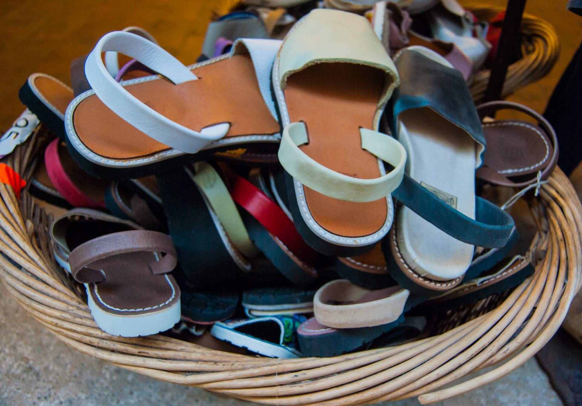 Las menorquinas son las sandalias con más estilo y más cómodas para este verano