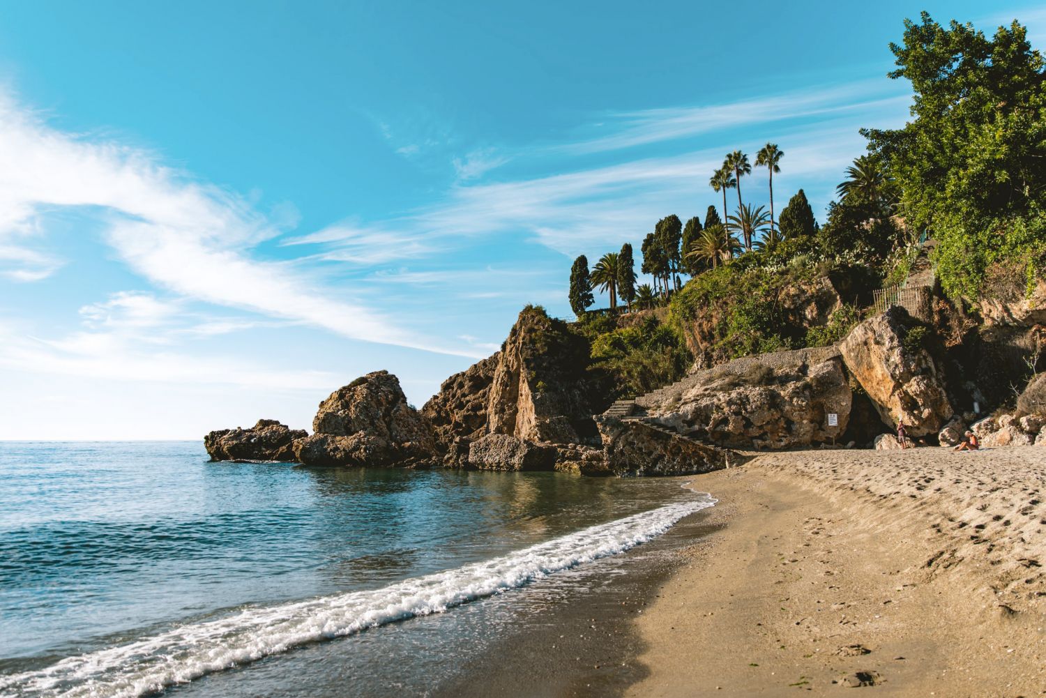 De la playa de La Malagueta a Puerto Banús: las playas de la costa de Málaga para unas vacaciones de infarto