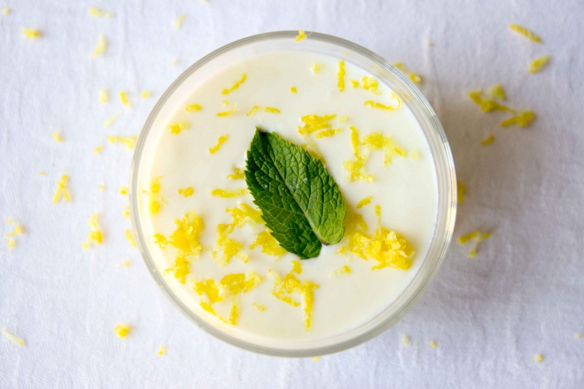 Mousse de limón: los minutos que debes tenerla en el congelador para que salga con un punto helado