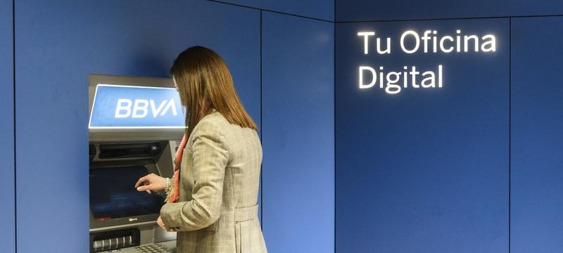 BBVA aconseja elaborar un presupuesto realista y eliminar gastos innecesario de cara a la cuesta de septiembre