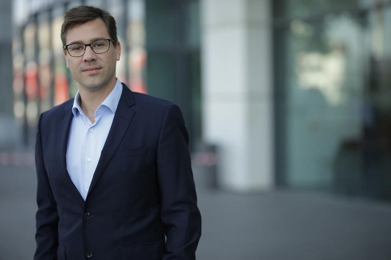 eToro compromete 850.000 euros en el proyecto de renta básica universal GoodDollar