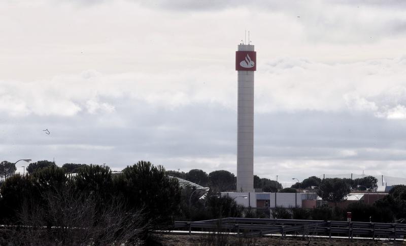 Santander y el Fondo Europeo de Inversiones financiarán con 500 M€ el crecimiento de pymes