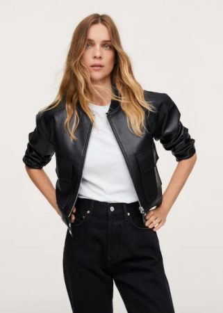 Cazadora bomber efecto piel Mango