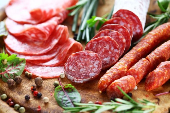 Carnes procesadas tupper alimentos