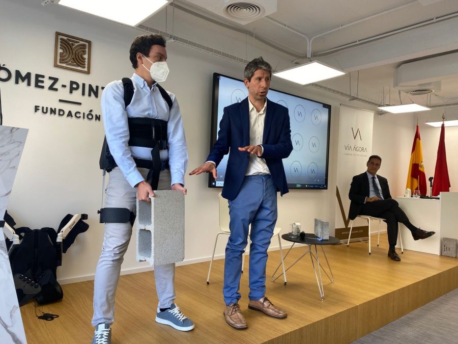 Exoesqueletos para construcción: Vía Ágora se apunta a la innovación