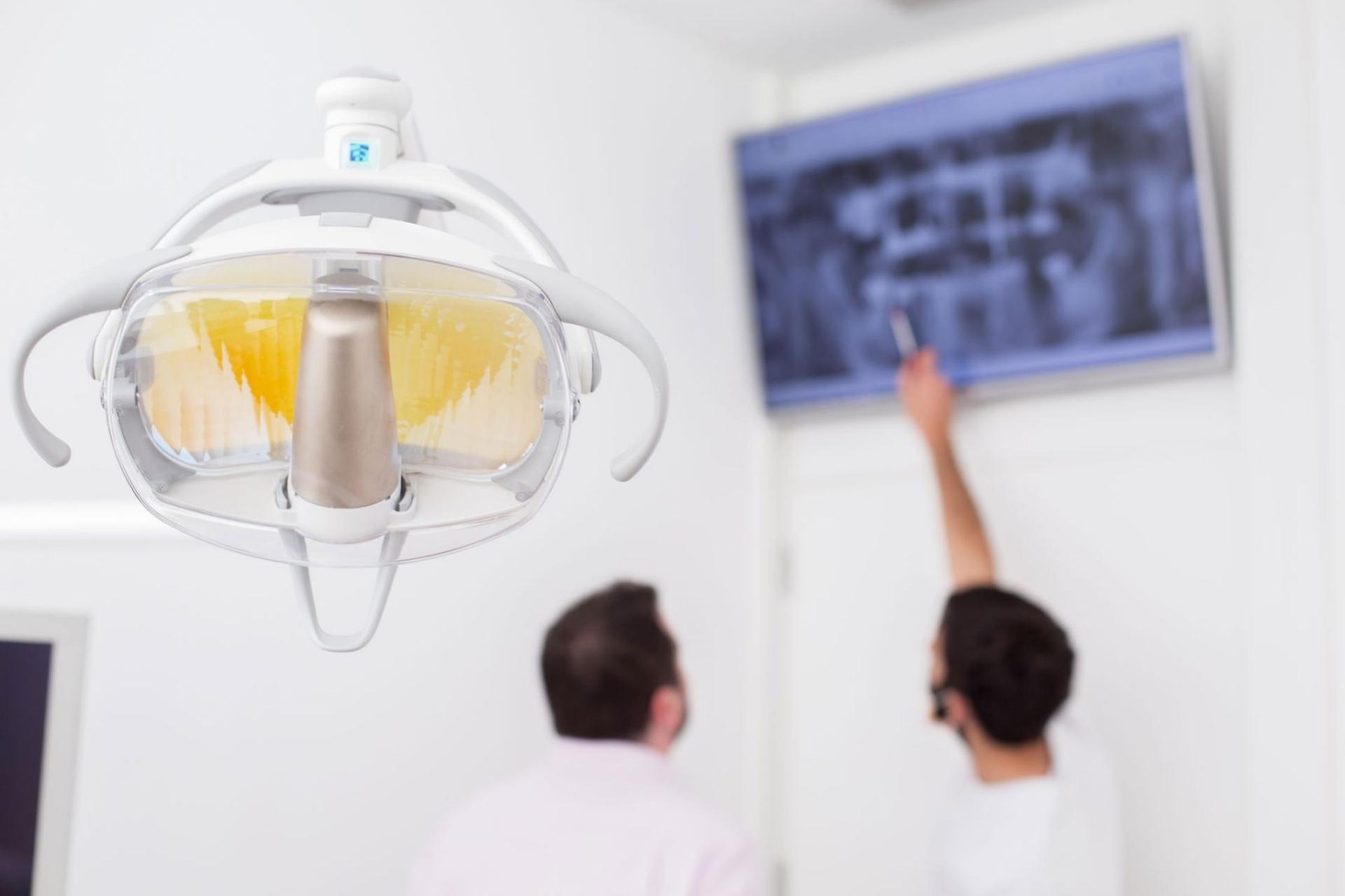 Implant Clinics es una clínica dental referente en implantes dentales en Valencia