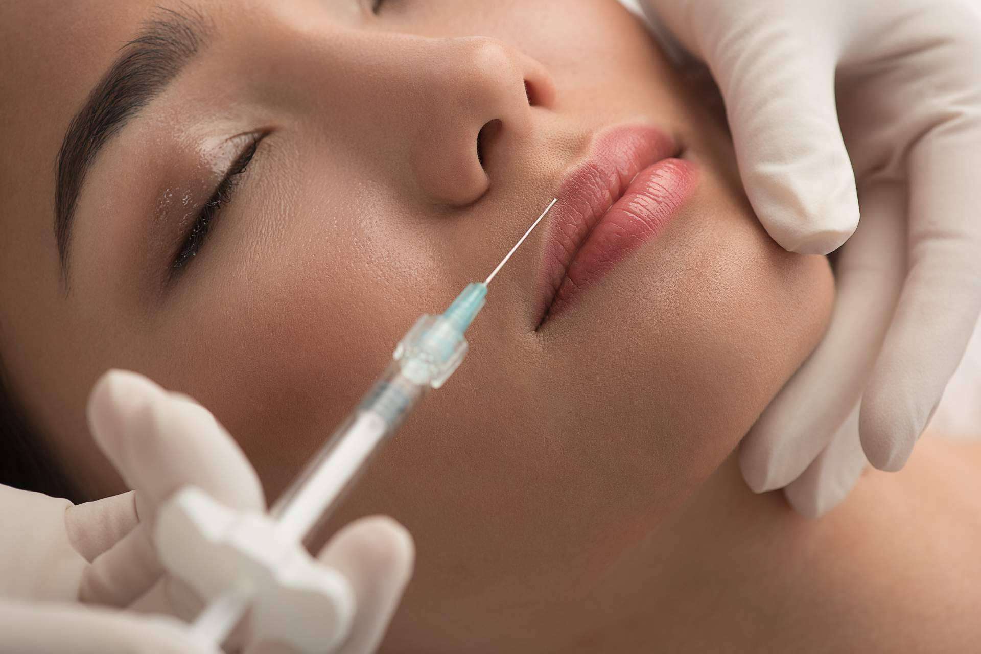 Recuperar la vitalidad de la piel en otoño a través de los tratamientos con ácido hialurónico de ABB Medicina Estética
