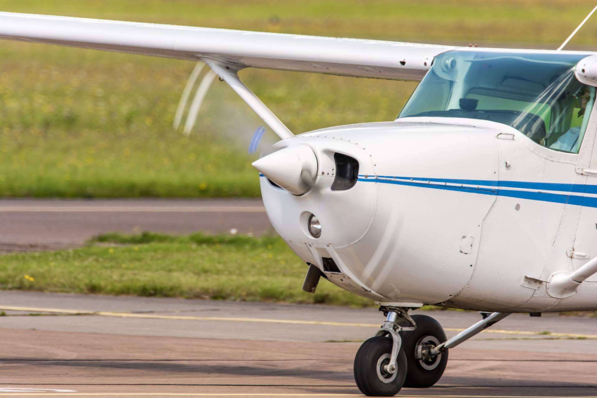 Realizar el curso de piloto privado de la mano de Leonavia