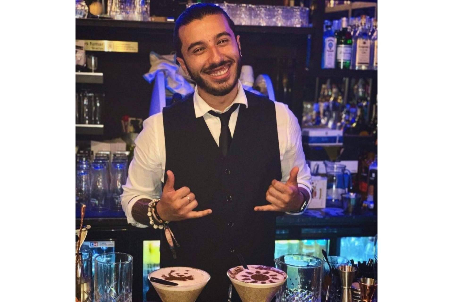 El creador de contenido creativo en Instagram, Sofiane Bendjellal