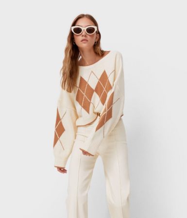 screenshot www.stradivarius.com 2021.09.27 14 11 31 Merca2.es