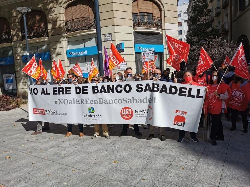 La operatividad de Banco Sabadell afronta hoy un nuevo reto