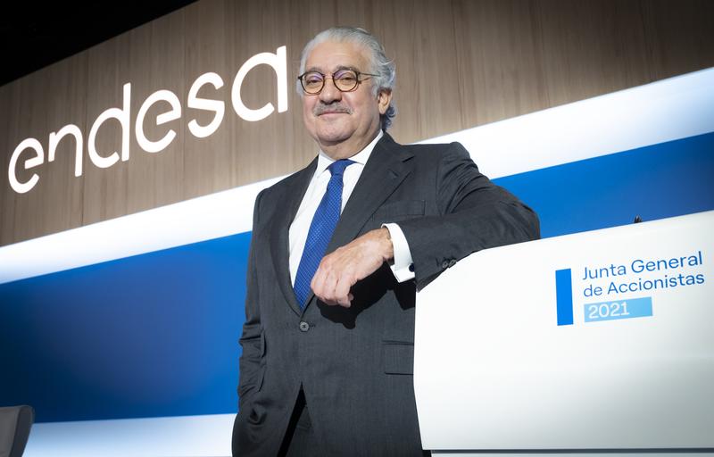 Bogas (Endesa) propone firmar contratos a 5 años con la gran industria a precios «más razonables»