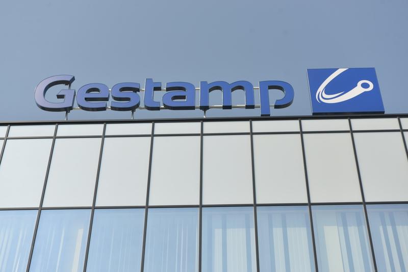 Gestamp vuelve al beneficio en los nueve primeros meses del año y recorta en 300 millones su deuda