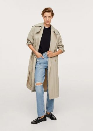 Del bolso cruzado al monedero mini: accesorios de Mango para invierno 9 Merca2.es Gabardina larga water repellent