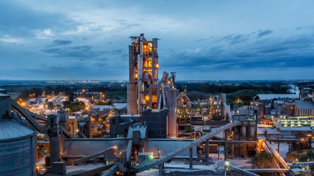 Cementos Molins aumenta su beneficio un 42% hasta septiembre