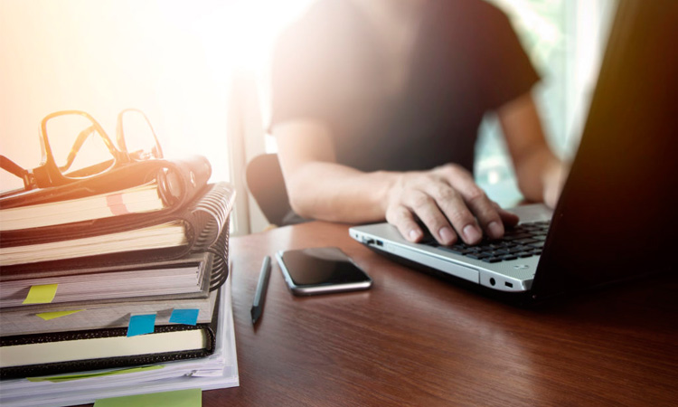 Retos que enfrentan los emprendedores más jóvenes