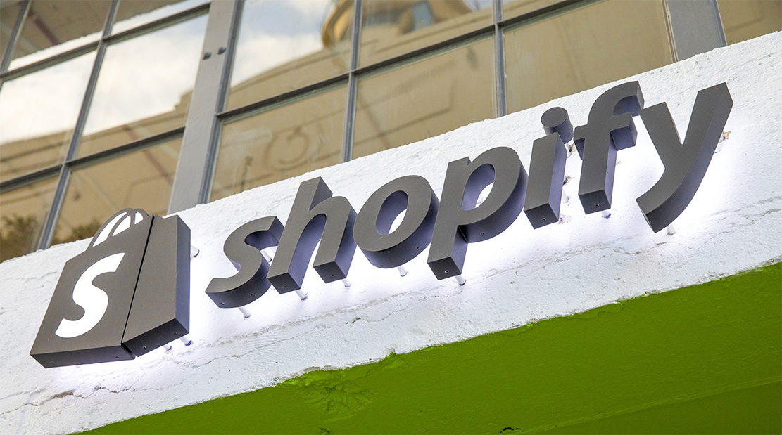 Shopify se lanza a la búsqueda de grandes empresas para arañar negocio a Amazon