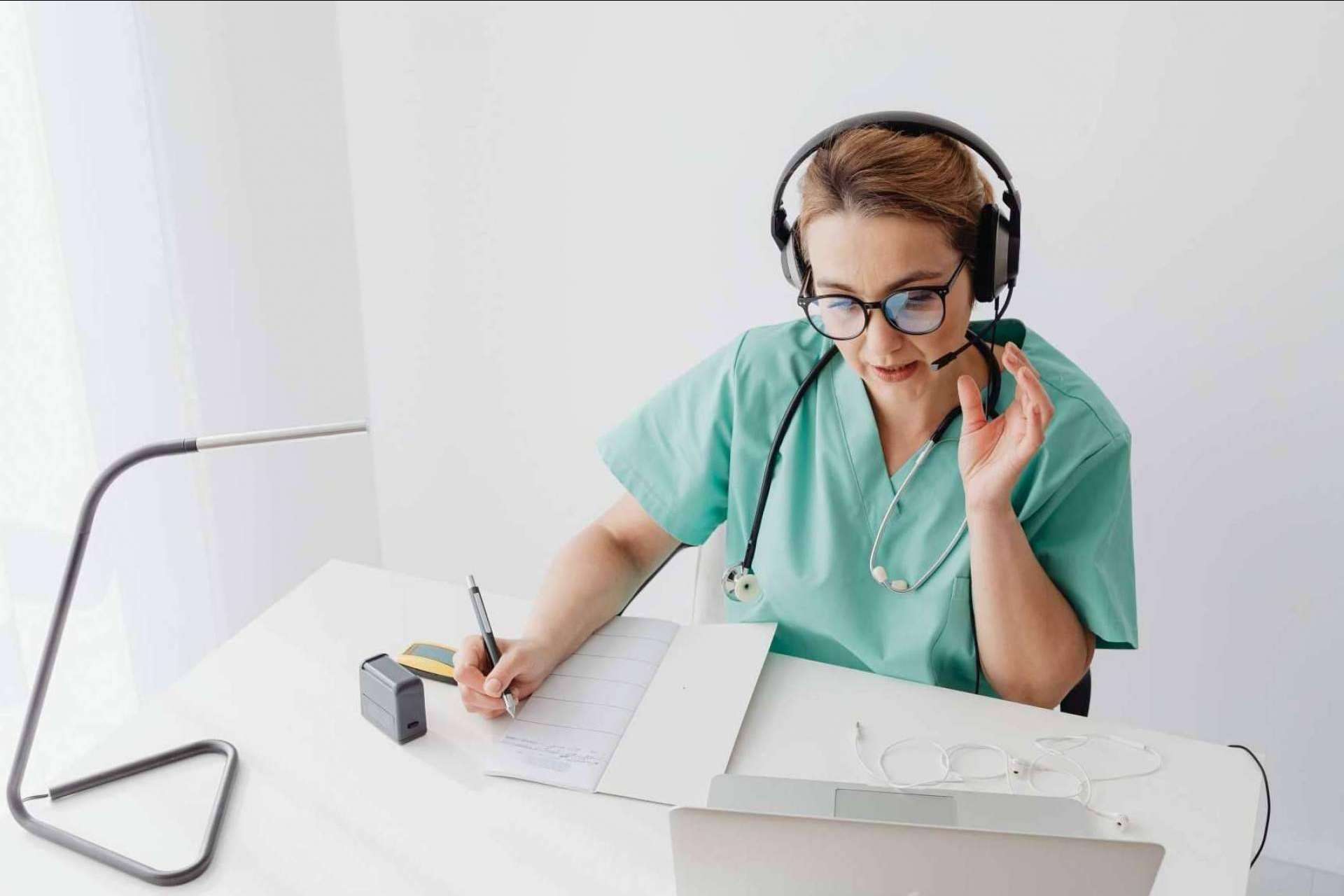 Traducciones médicas en más de 260 idiomas, por Elba Trad