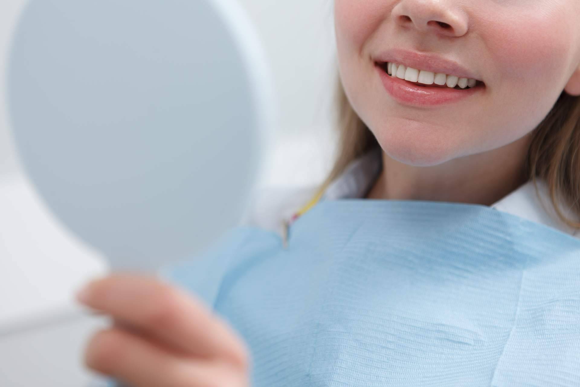 Clínica Sonrisas utiliza la tecnología del Plasma Rico en Factores de Crecimiento para lograr una recuperación rápida y una ortodoncia efectiva