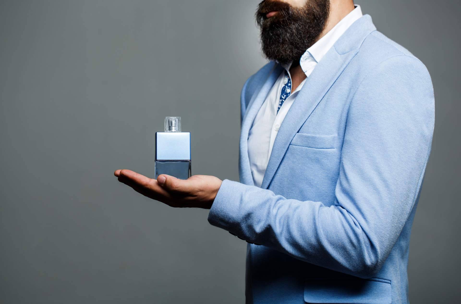 ¿Dónde encontrar un amplio catálogo de perfumes online?, por Openhoris