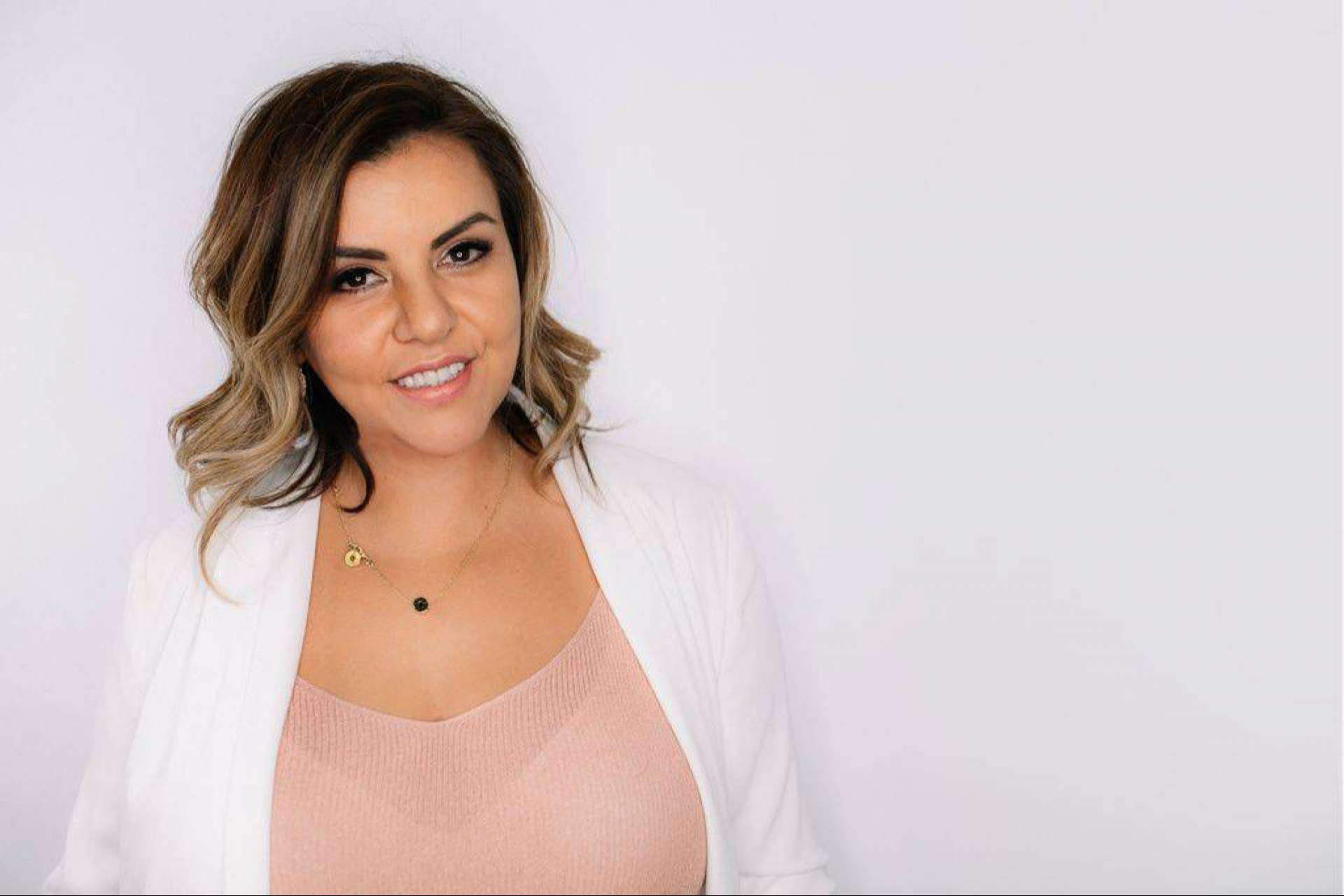 NMBeauty Academy ofrece aparatología de estética avanzada. Diferentes tipos de láser, oxigenoterapia y mucho más