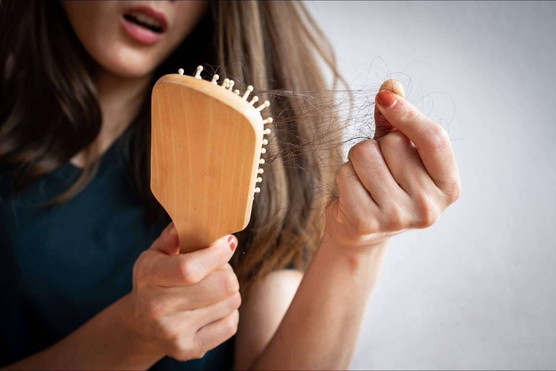 Los motivos de la sequedad de la piel y la caída de cabello en otoño, por Géomer