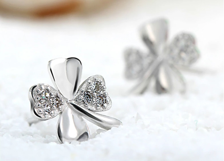 pendientes lazos