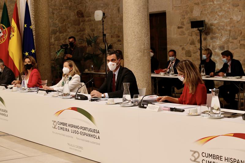 El Gobierno se compromete a «derogar» la reforma laboral en los términos del acuerdo de coalición