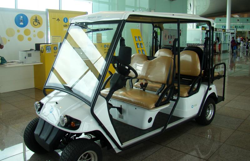 Aena adjudica la asistencia para movilidad reducida en 12 aeropuertos por 202,7 M€