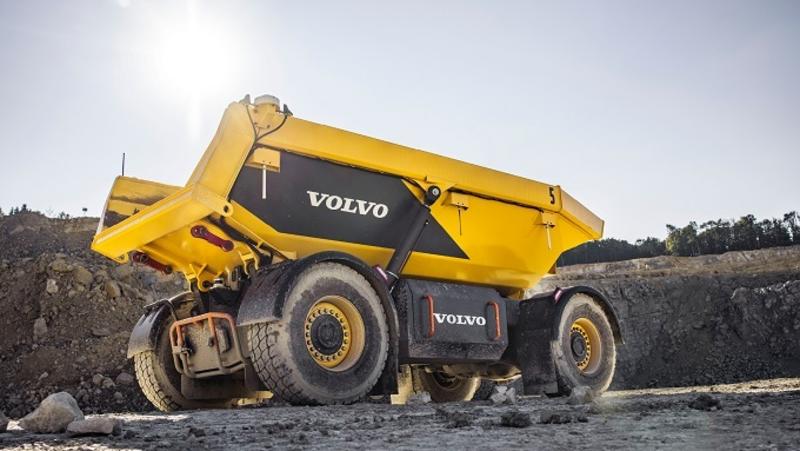Volvo y Holcim utilizarán camiones eléctricos autónomos en un proyecto conjunto