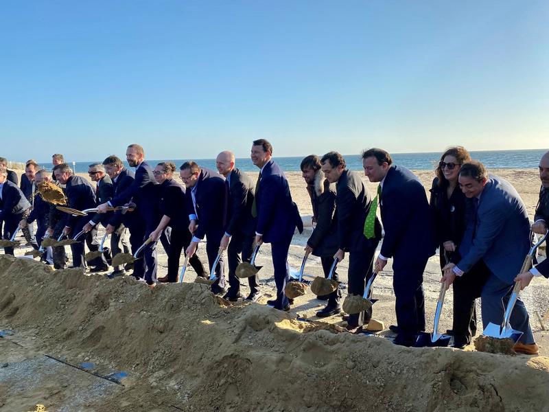 Iberdrola construye el primer gran parque eólico marino de EEUU