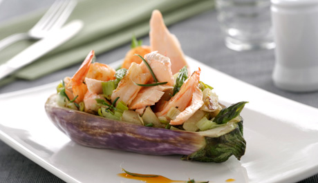 Ingredientes para hacer salmón con berenjena
