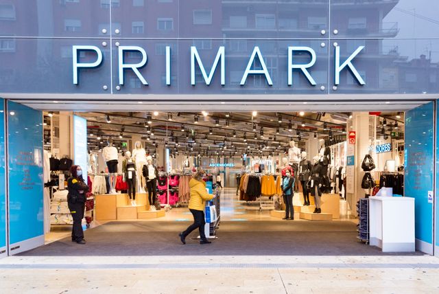 Vestidos premium de Primark en oferta para las noches de fiesta